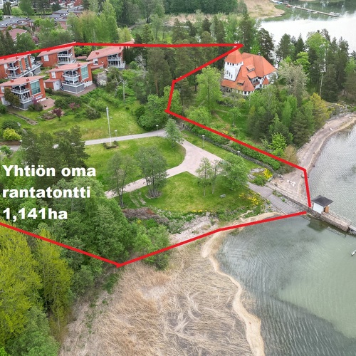 Yhtiön tontti hahmoteltu lännestä