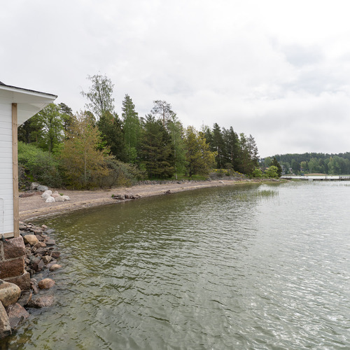 Laiturilta kaakkoon