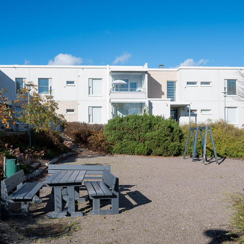 Turvallinen piha lapsille