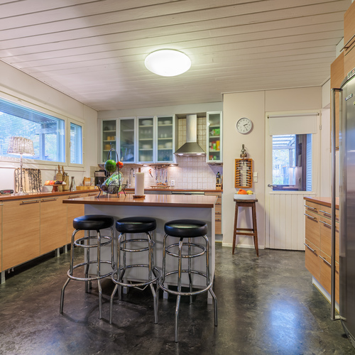 Keittiö.