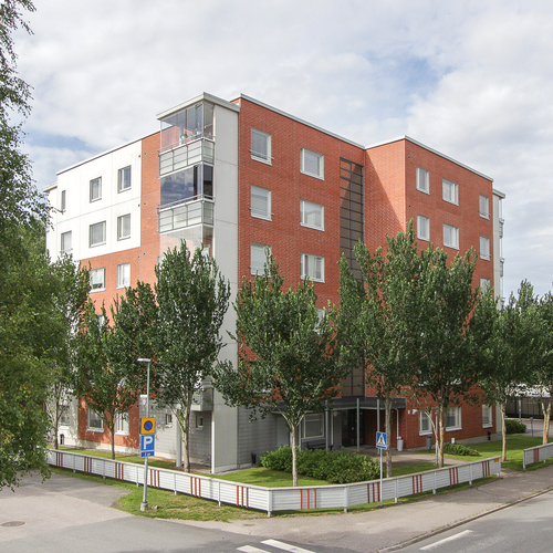 Kerrostalo, Käräjäkatu 4, Riihimäki, Keskusta, 4h, k, psh/wc, s, wc, lasitettu parveke, 94,50 m², 255 000 €