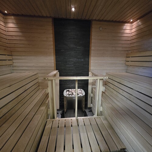 Taloyhtiön sauna.