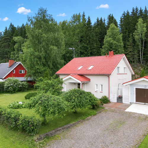Omakotitalo, Moosentie 14, Janakkala, Tervakoski, 4h, k, 2wc, khh, kph, s, aula, parv, terassi, at/var, 135 m², 179 000 €