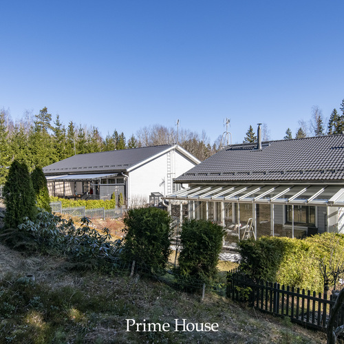 Paritalo, Timmermalminkuja 8, Vantaa, Askisto, 4h, tupak, kph, s, wc, khh, ak, var, lasitettu terassi, 91 m², 388 000 €