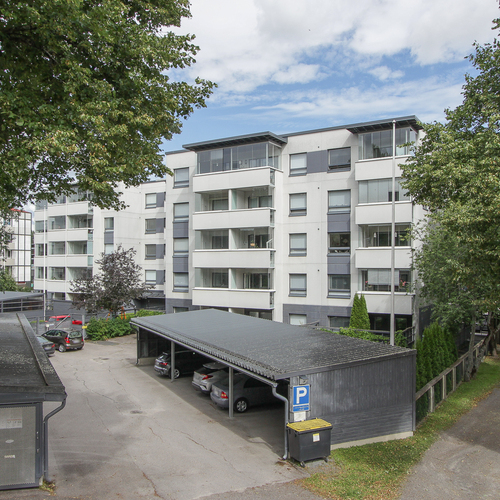 Kerrostalo, Keskuskatu 4, Riihimäki, Keskusta, 3h, k, wc, vh, kph/wc, s, lasitettu parveke, 80,50 m², 179 000 €