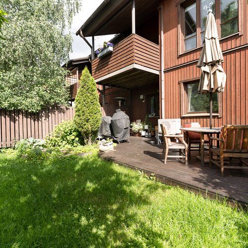 Pihalta julkisivu