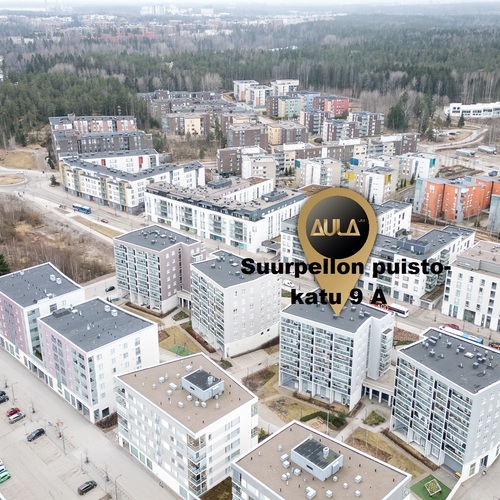 Julkisivu idästä