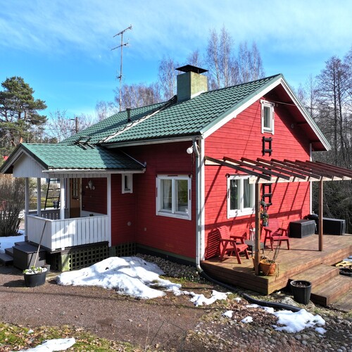 Omakotitalo, Pitkäniityntie 42, Loviisa, Valko, Oh + k + 3 h + kph, 61,00 m², 124 000,00 €