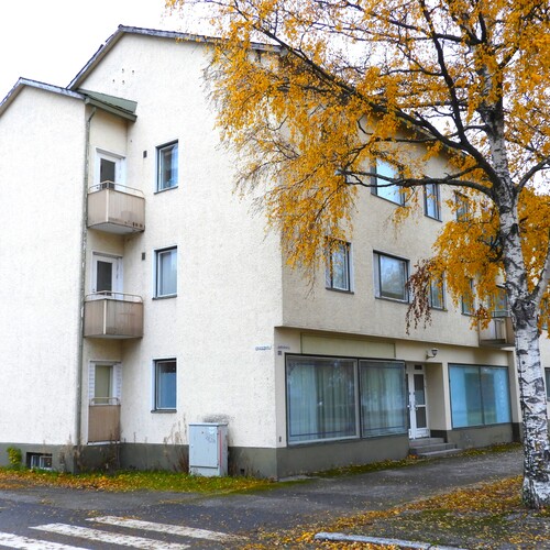 Liiketila, Pielisenkatu 4, Nurmes, kaksi liiketilaa yhdistettynä, 72,00m², 12 000,00 €