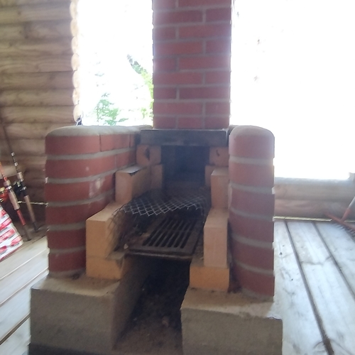 Grilli laavussa
