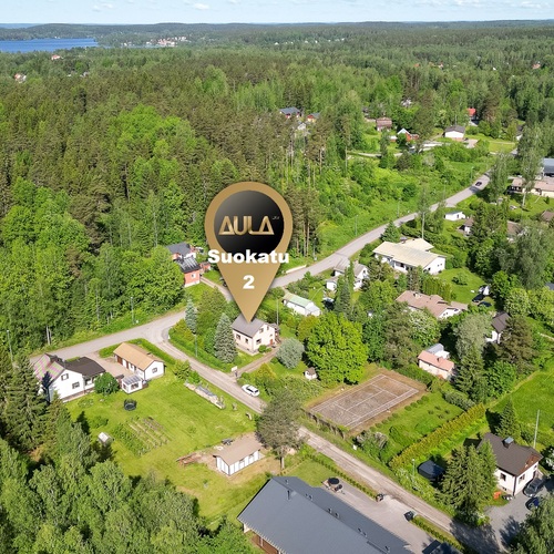 Vehreys ympäröi