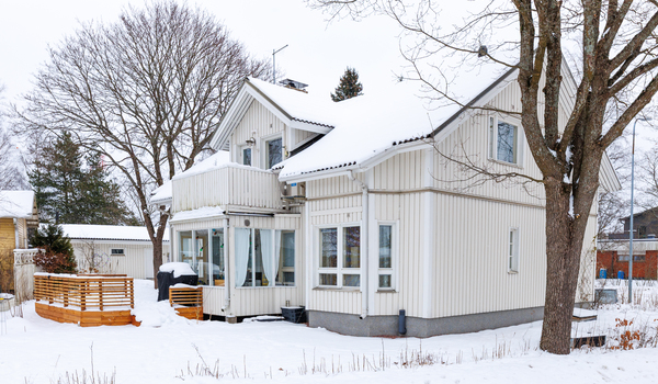 Erillistalo, Pohjantähdentie 22, Helsinki, Suutarila, 6h, k, kph, s, wc x 2, khh, terassi, p, ak, at, 178,50 m², 495 000 €