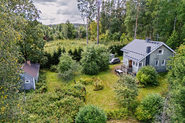 4h, k, wc, kellarissa khp ja sauna