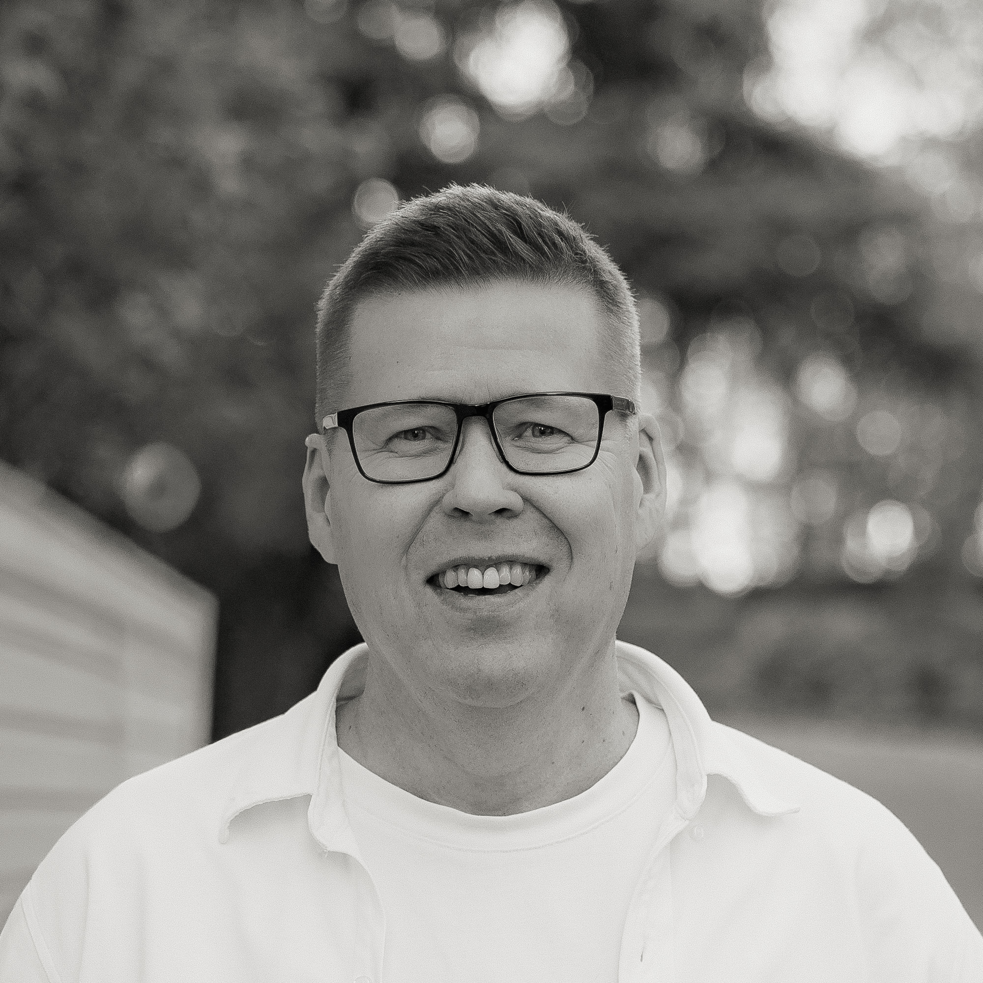 Kiinteistönvälittäjä Kimmo Saarinen 