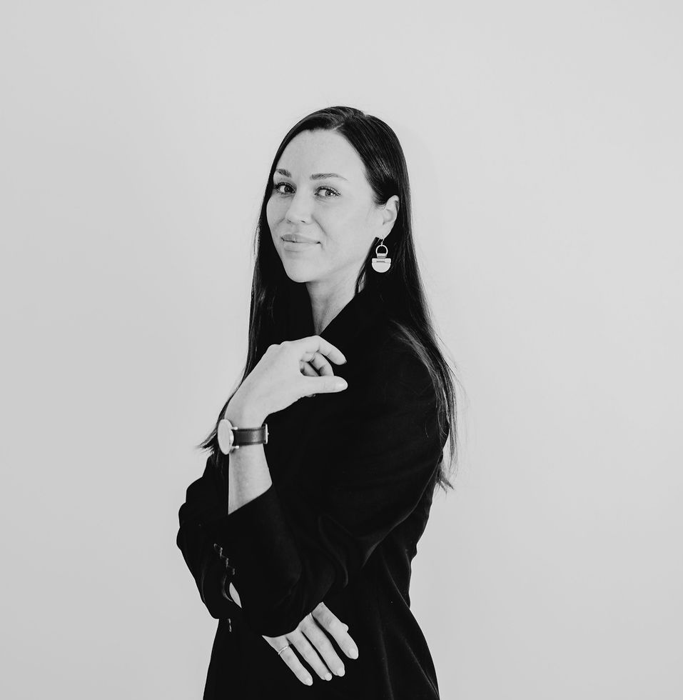 Kiinteistönvälittäjä Ilona Lähde 