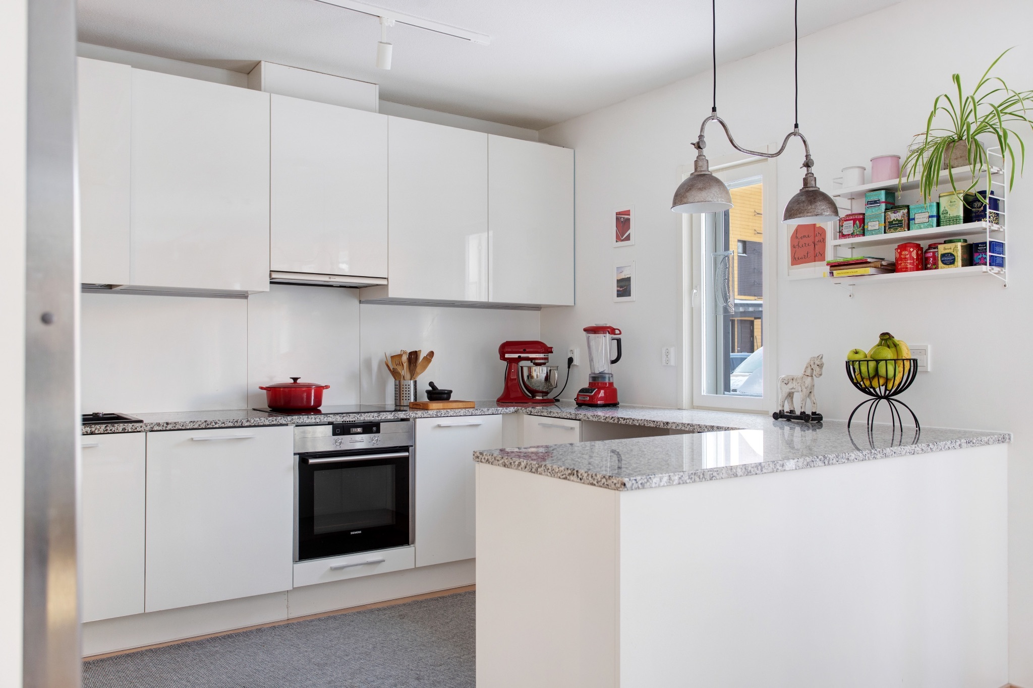 Suopellonkaari 27, 00630 Helsinki