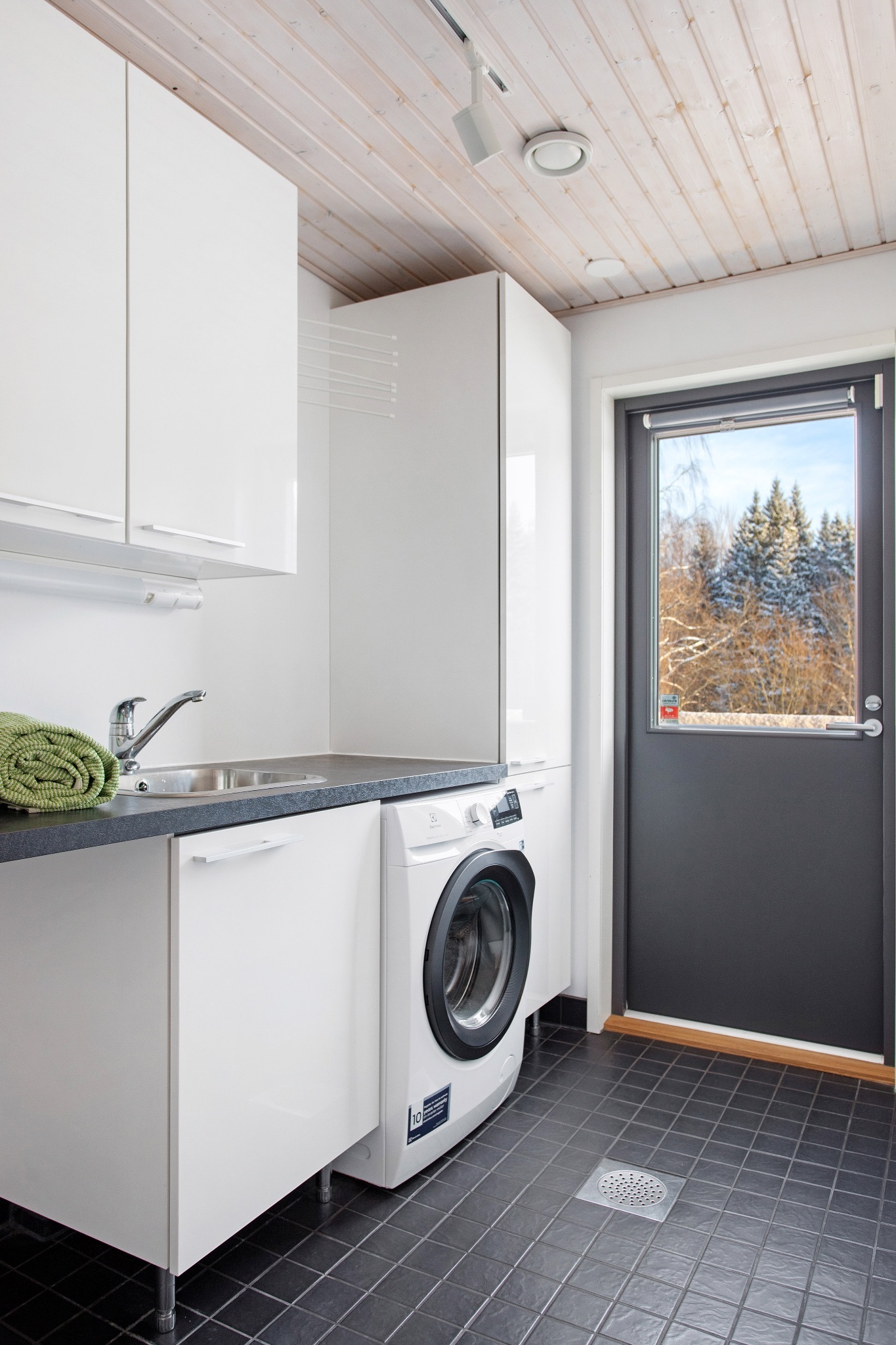 Suopellonkaari 27, 00630 Helsinki