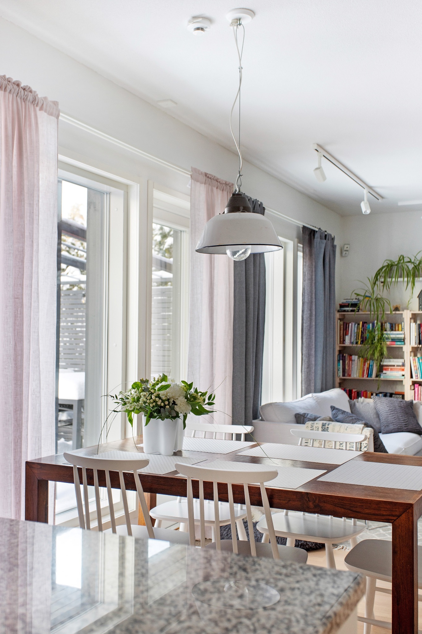 Suopellonkaari 27, 00630 Helsinki