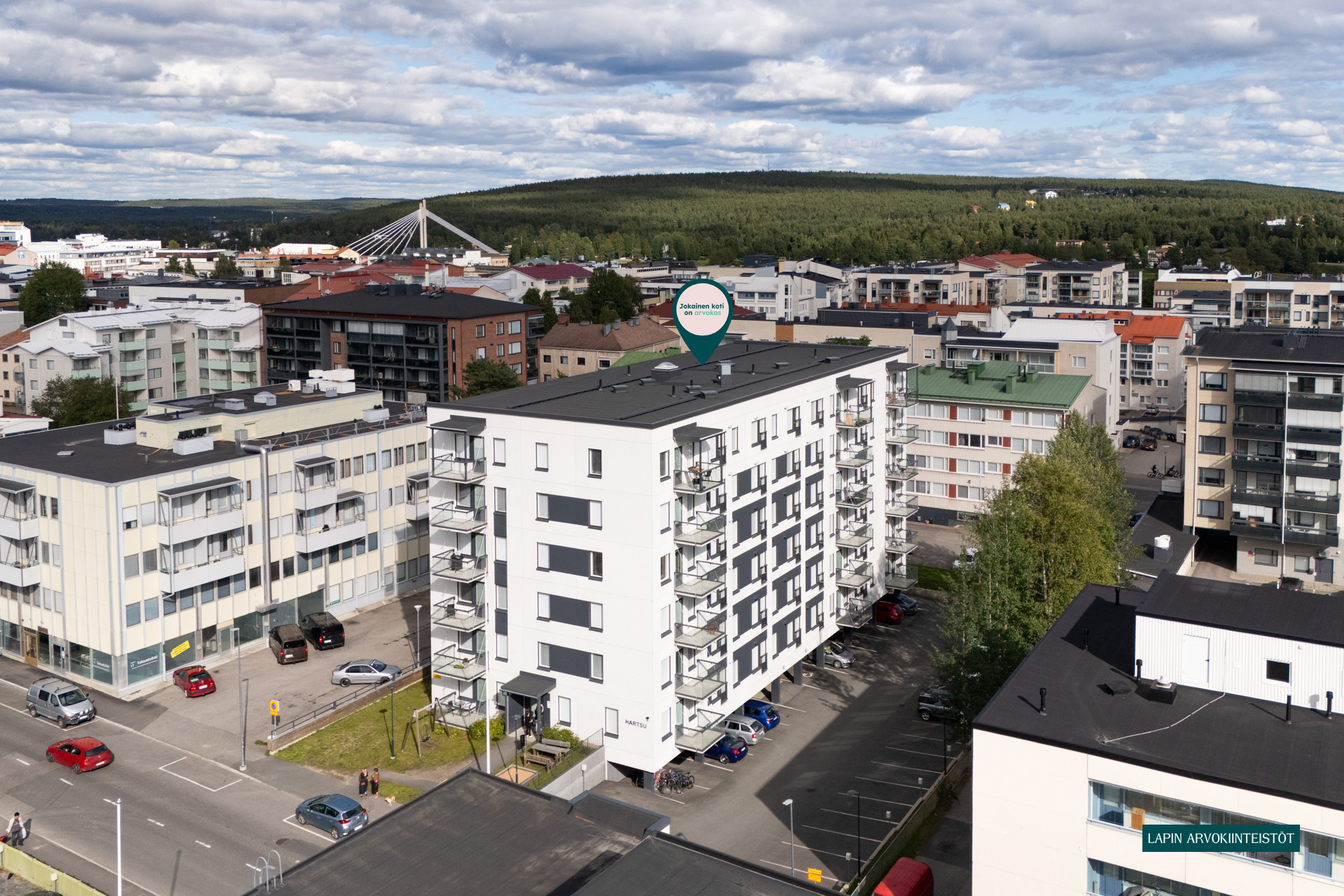 Kansankatu 8