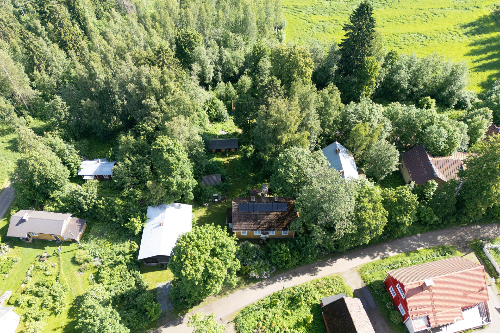 Puntarinraitti 52, 36810 Kuhmalahti