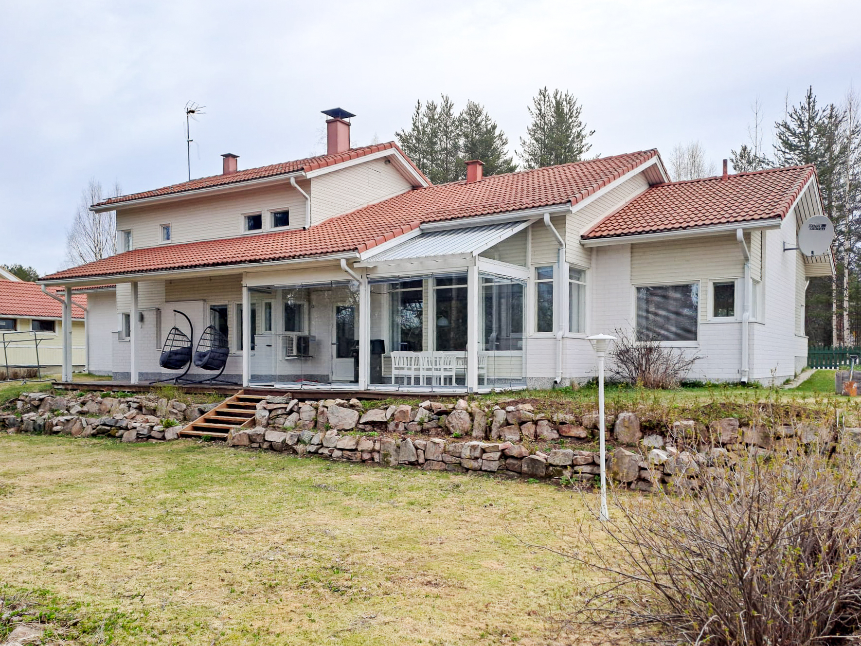 Tuomentie 5