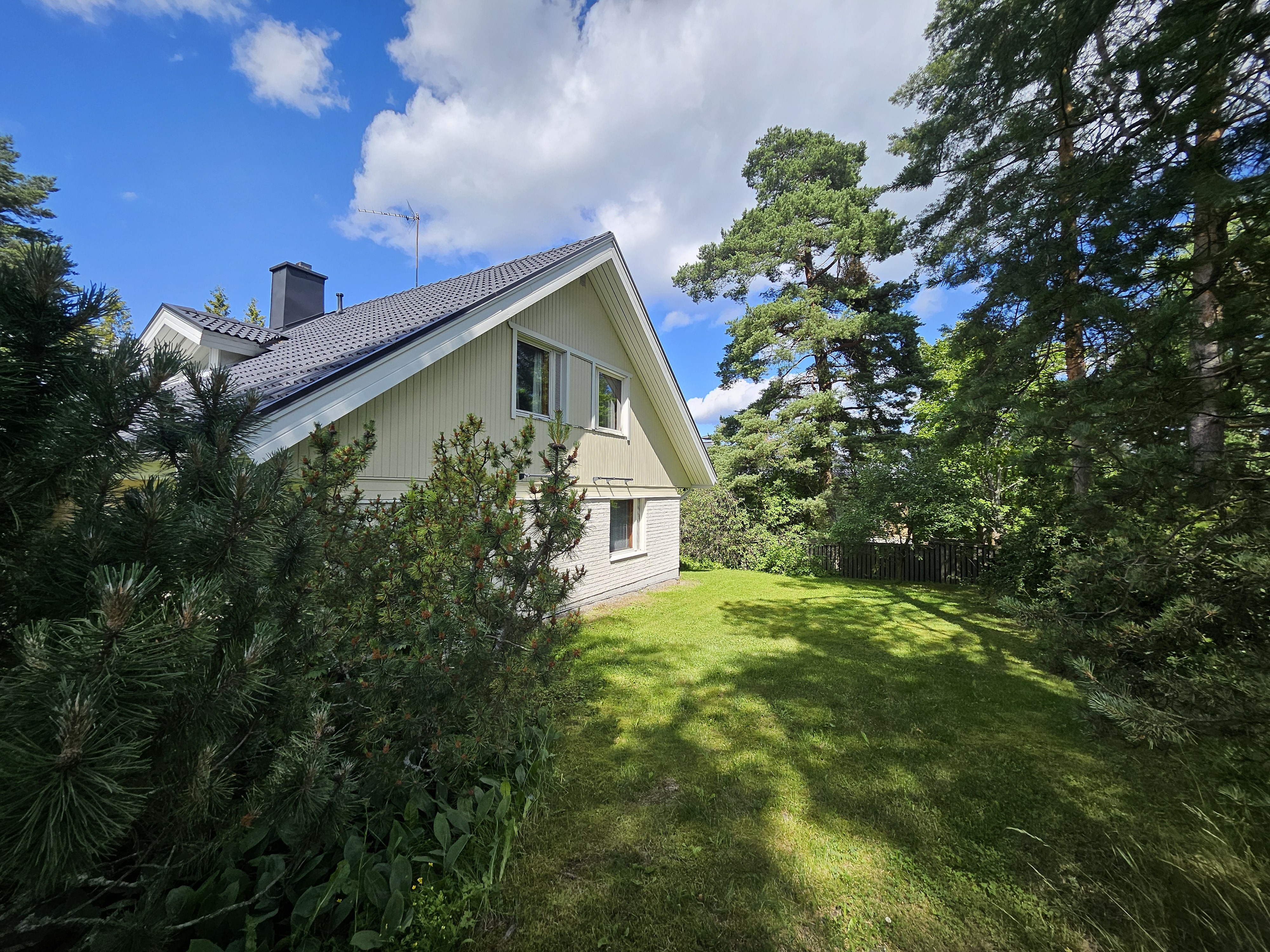 Hylliniitynkatu 9, 33820 Tampere