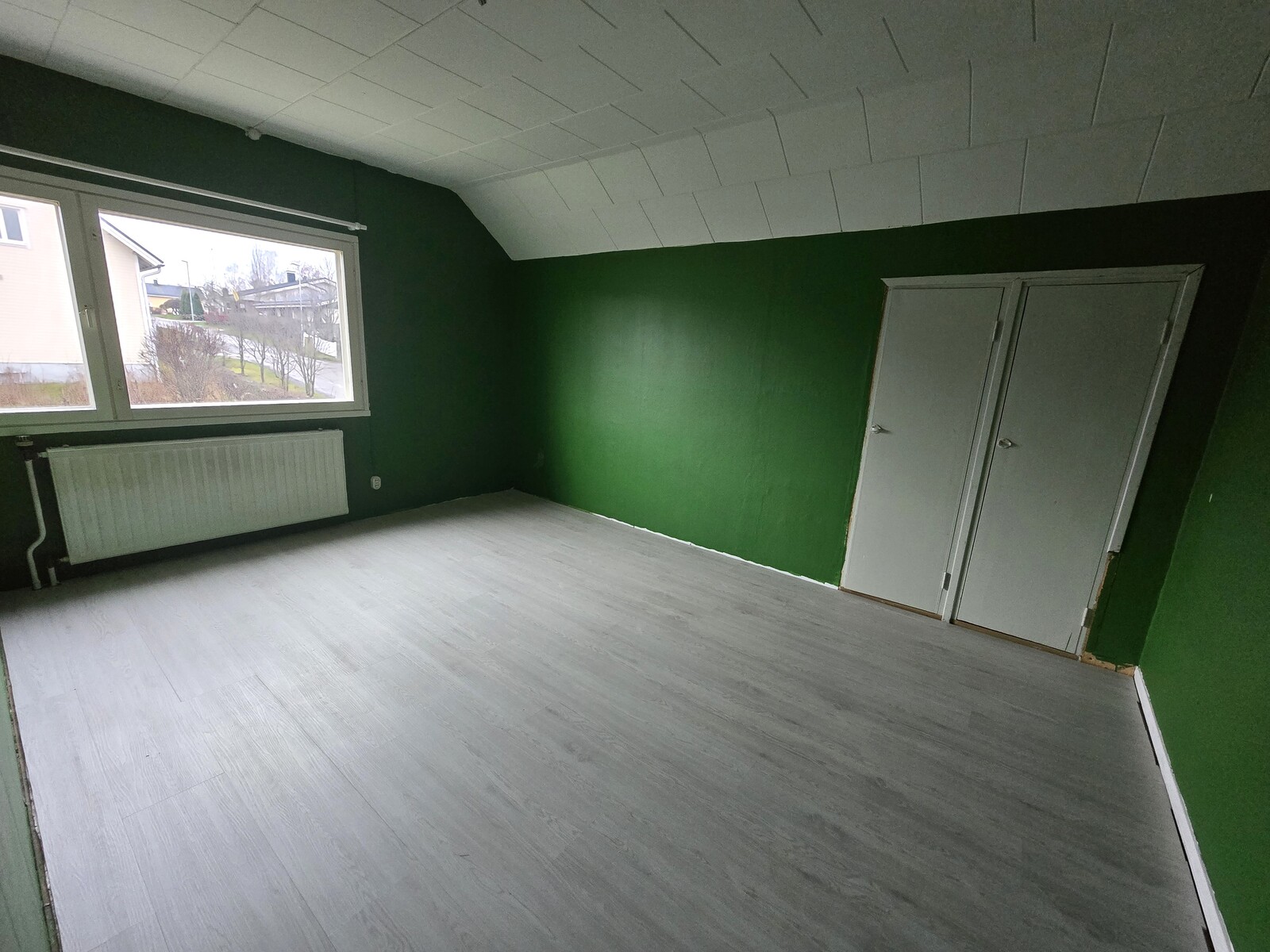 Makuuhuone, yläkerta.