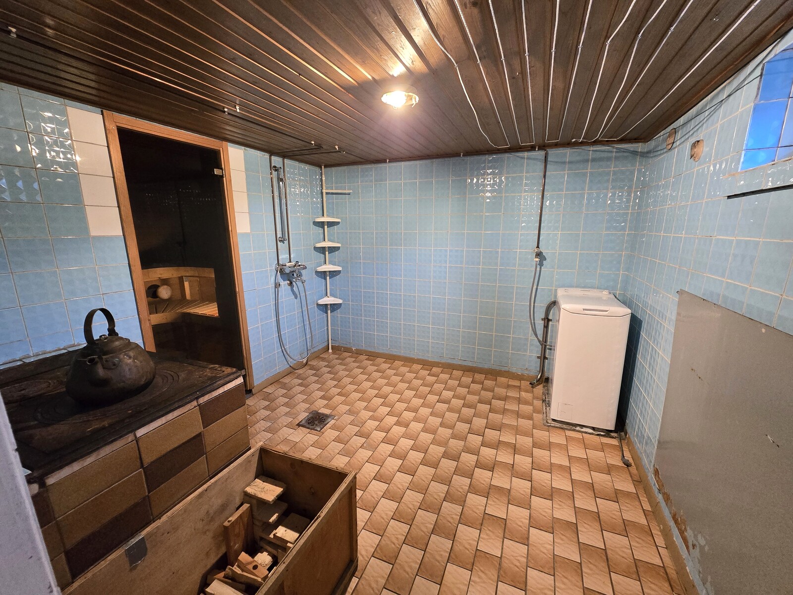 Kylphuone, kellarikerros