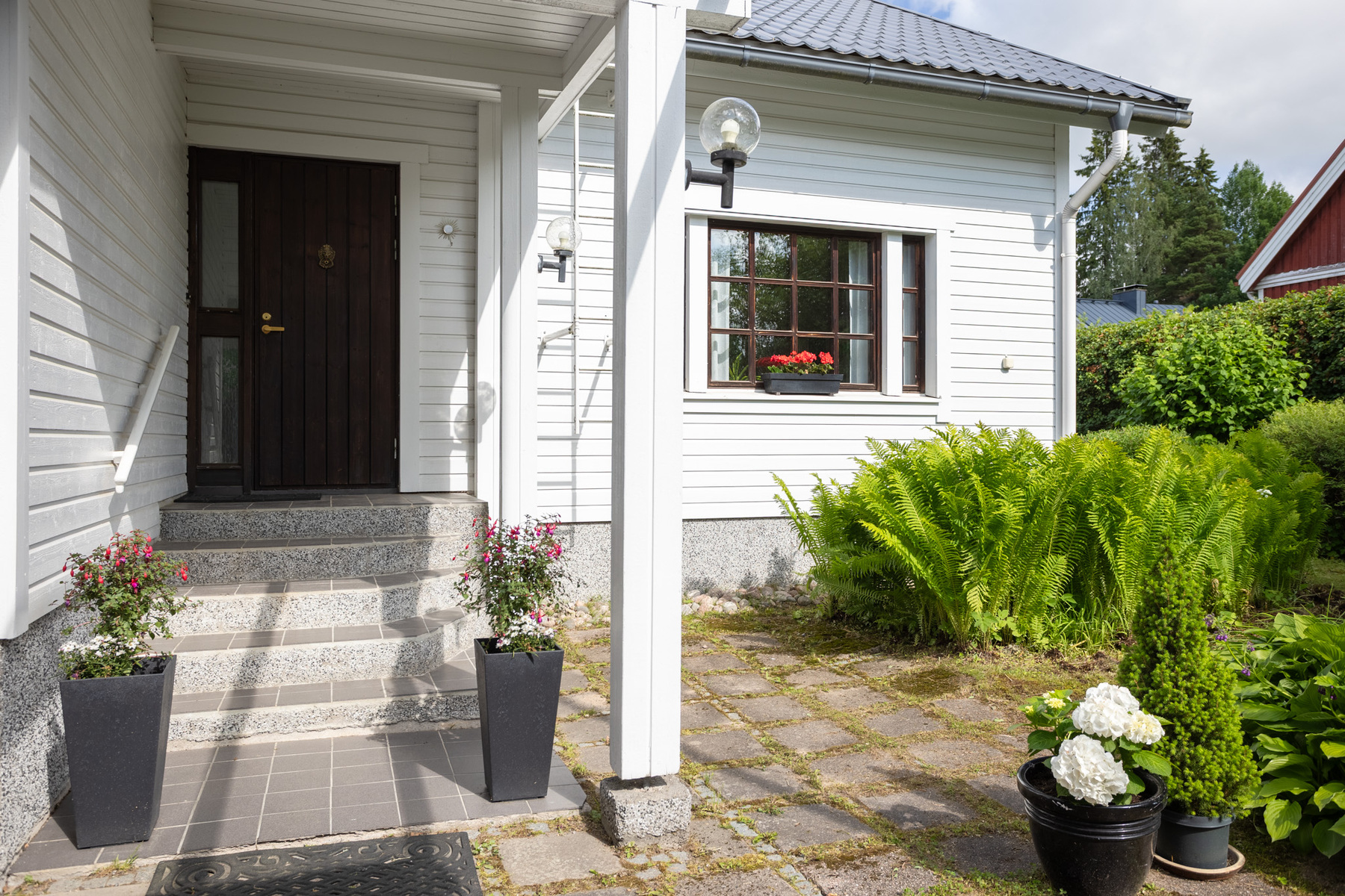 Sisäänkäynti