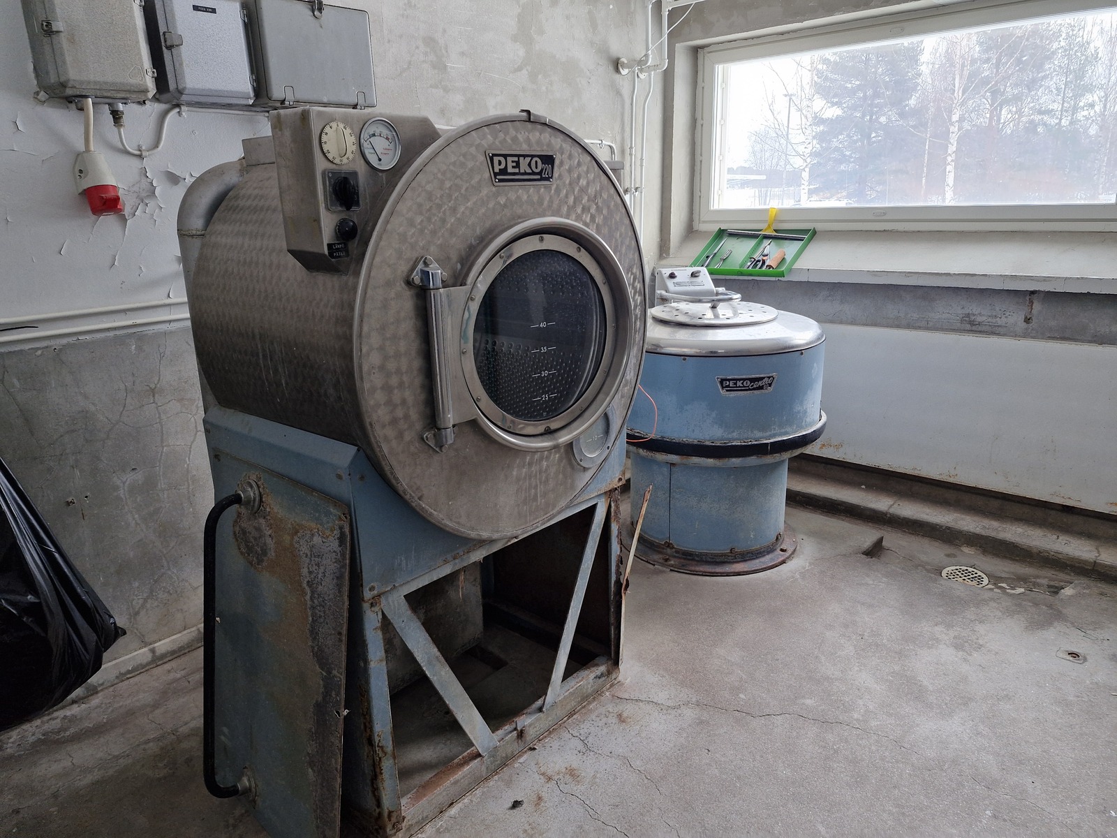 Pyykkitupa, kellarikrs