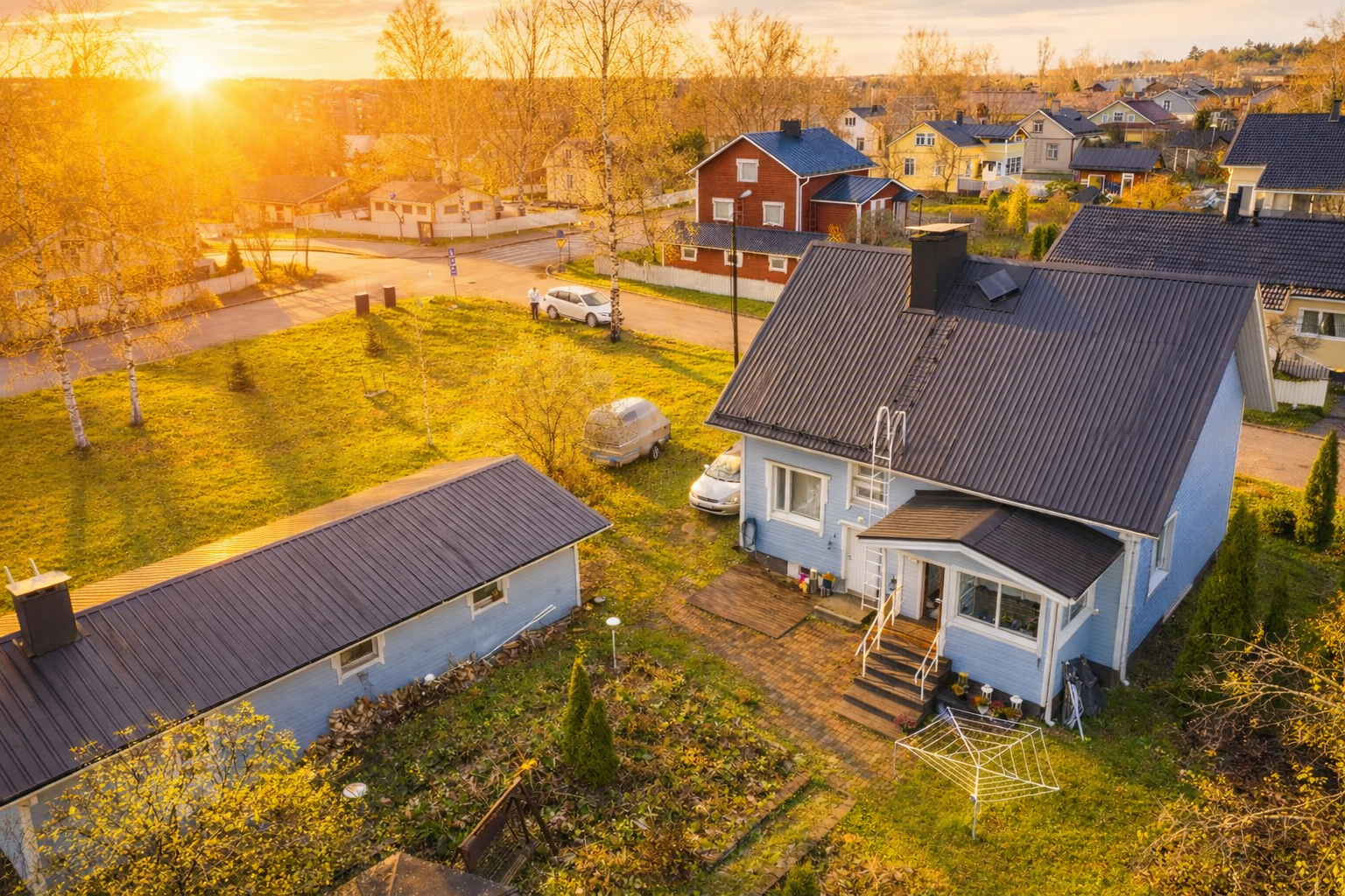 Upea ilta-aurinko