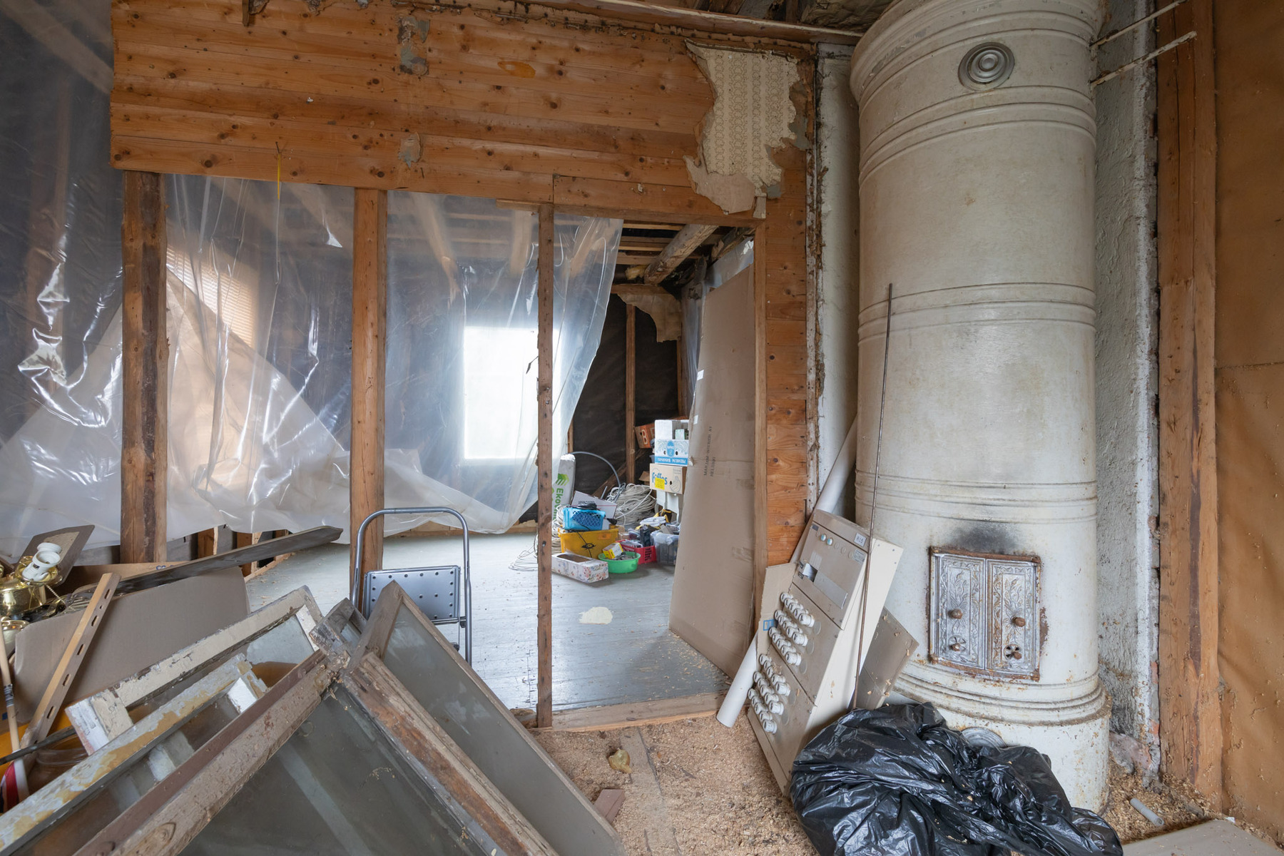 Vanhan puolen alakertaa