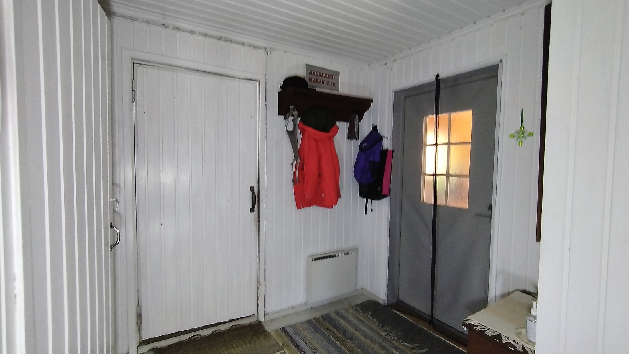 Eteinen
