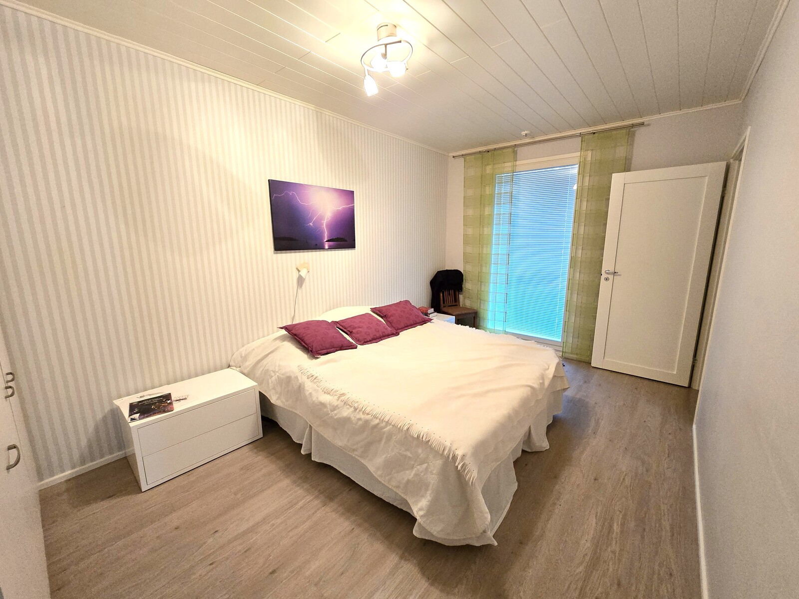 Päämakuuhuone.