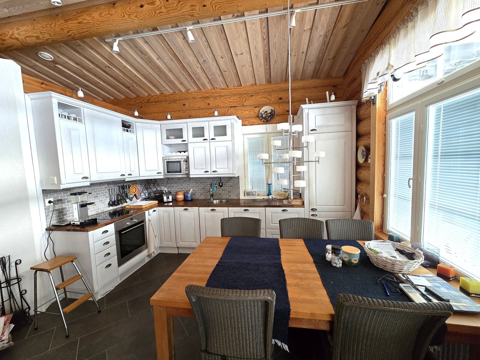 Keittiö