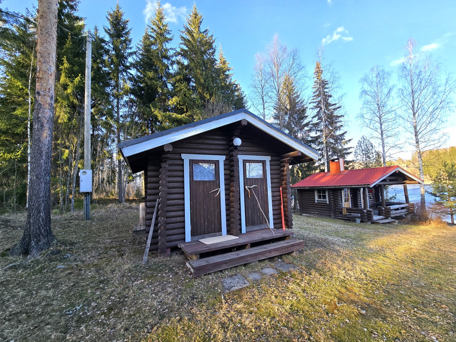 Varasto / puucee.