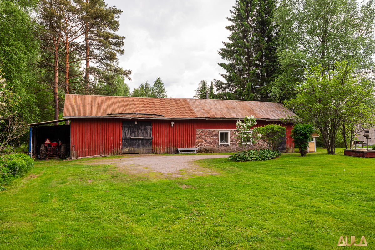 Varastorakennus