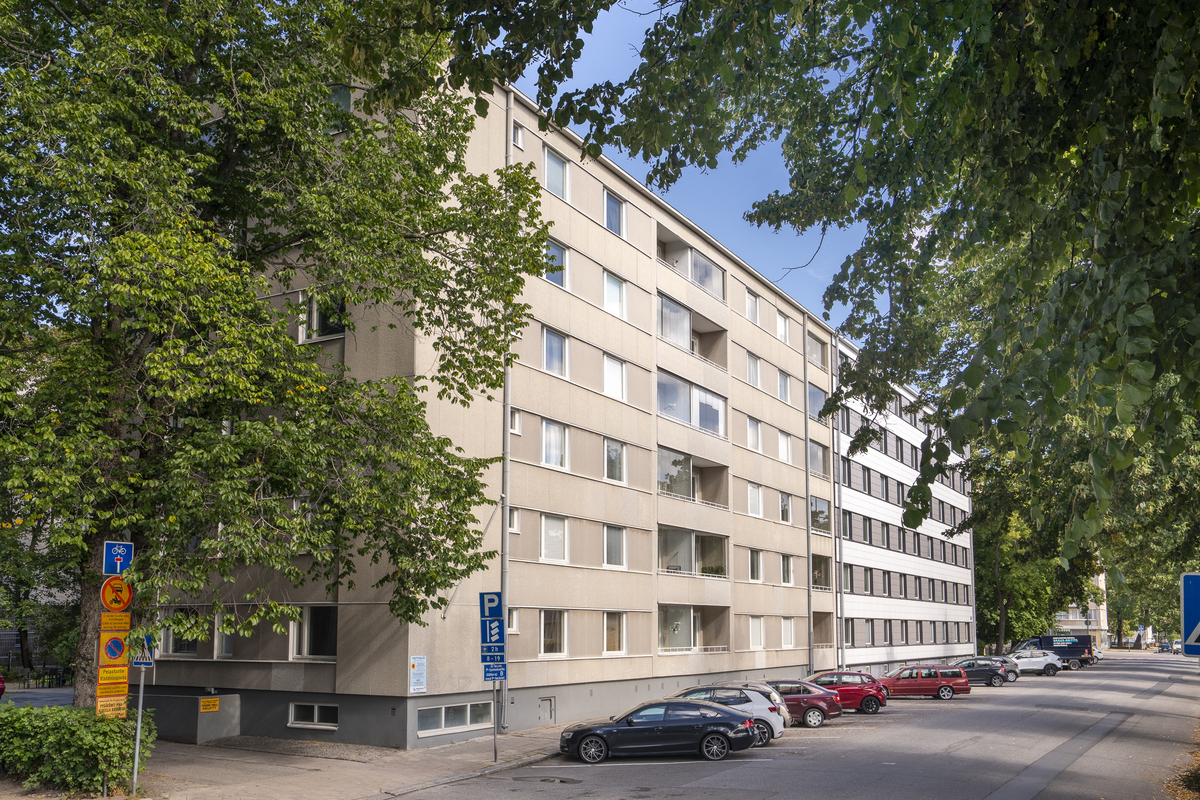 Talo Kupittaankadun puolelta