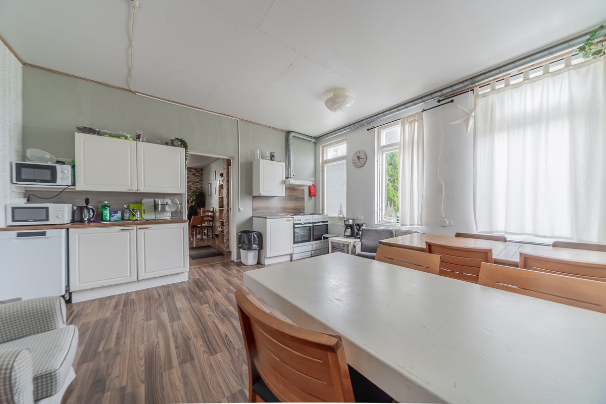 Majatalon yhteiskeittiö