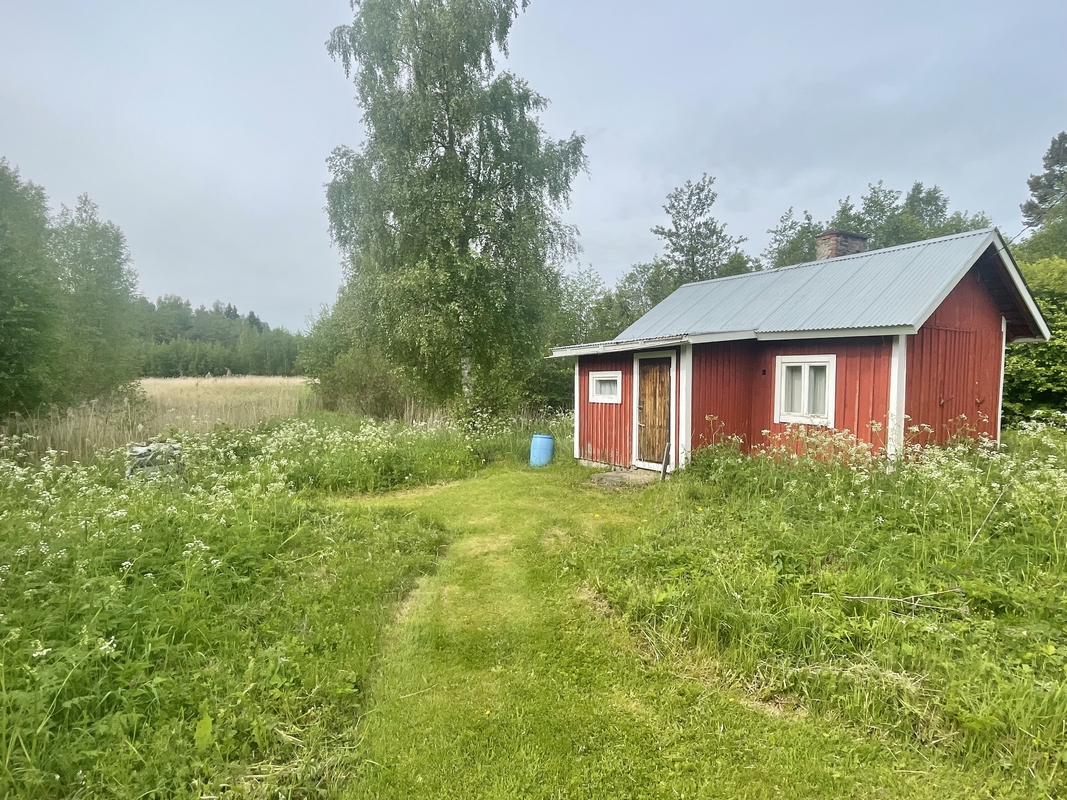 Purkukuntoinen sauna