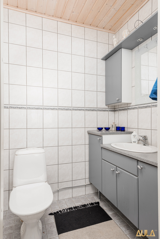 Yläkerran wc