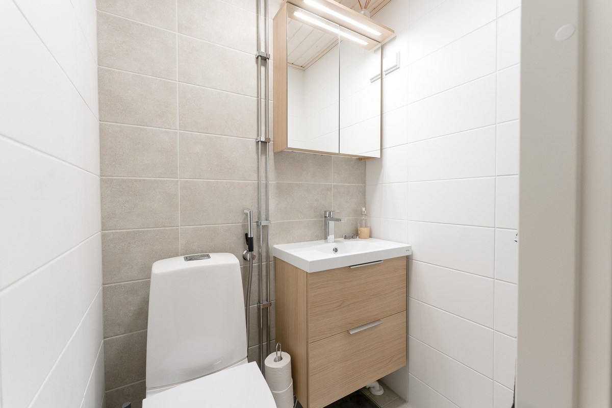 Erillinen wc
