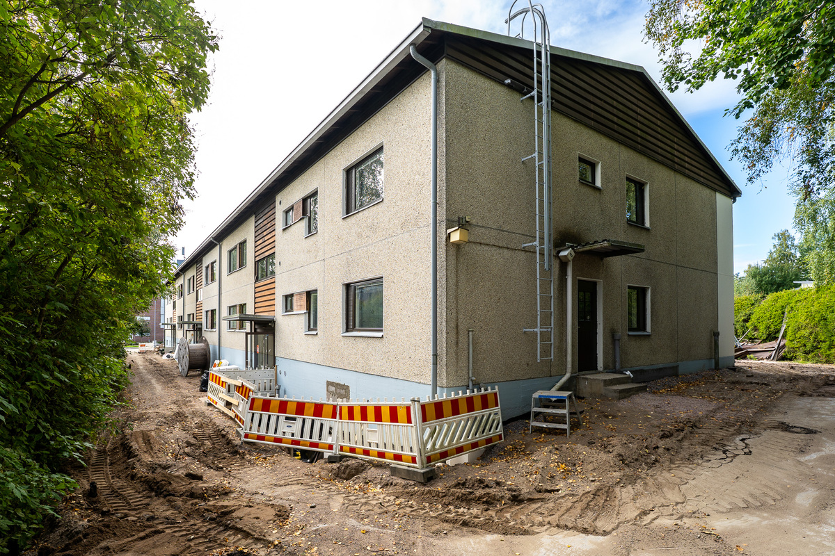 Julkisivu