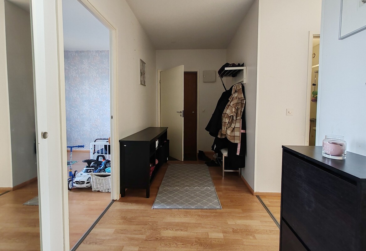 Eteinen