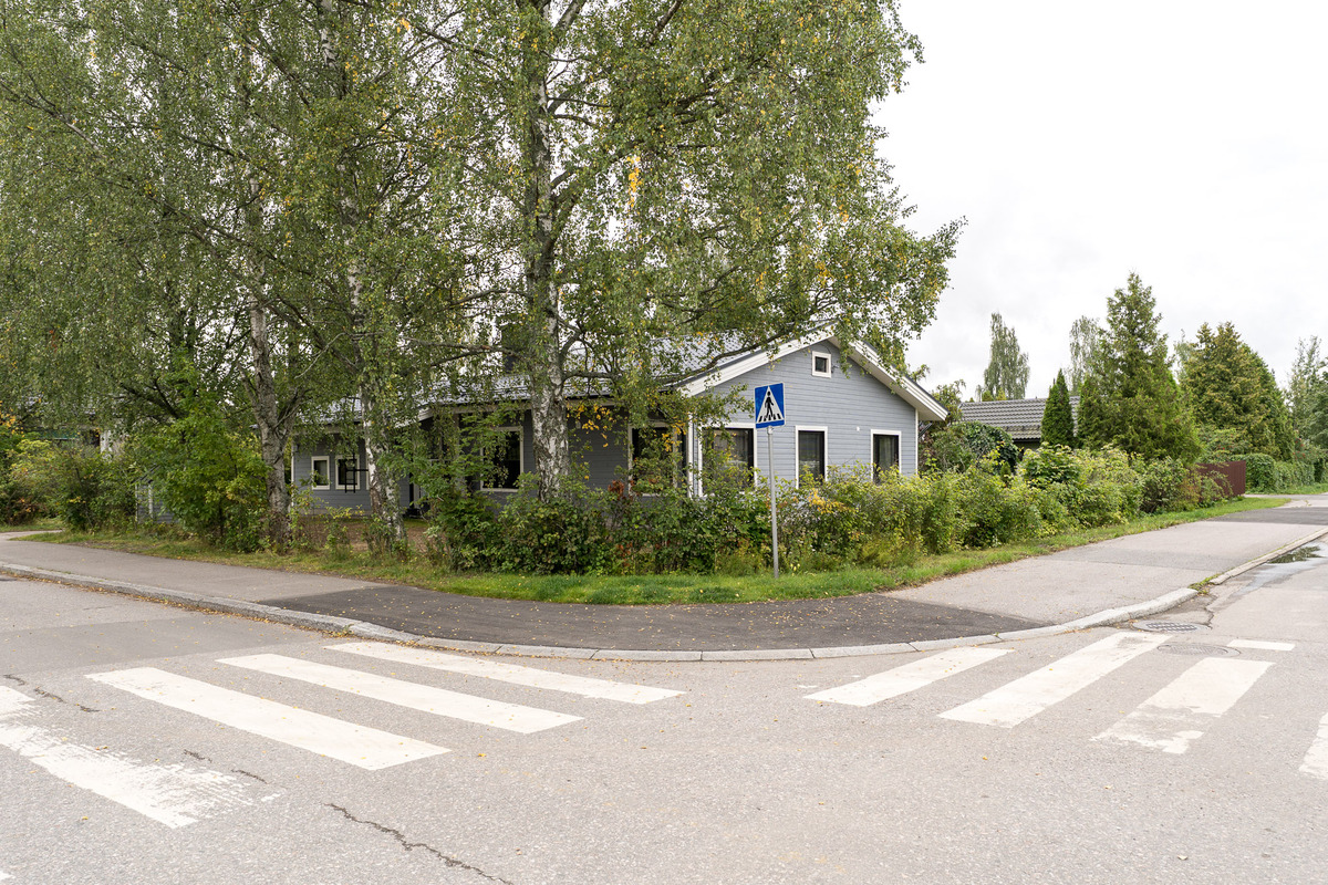 Lännestä