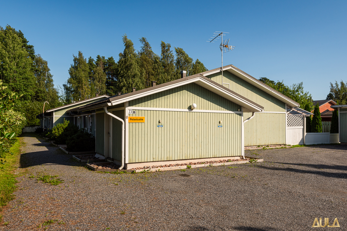 Yhtiön piha