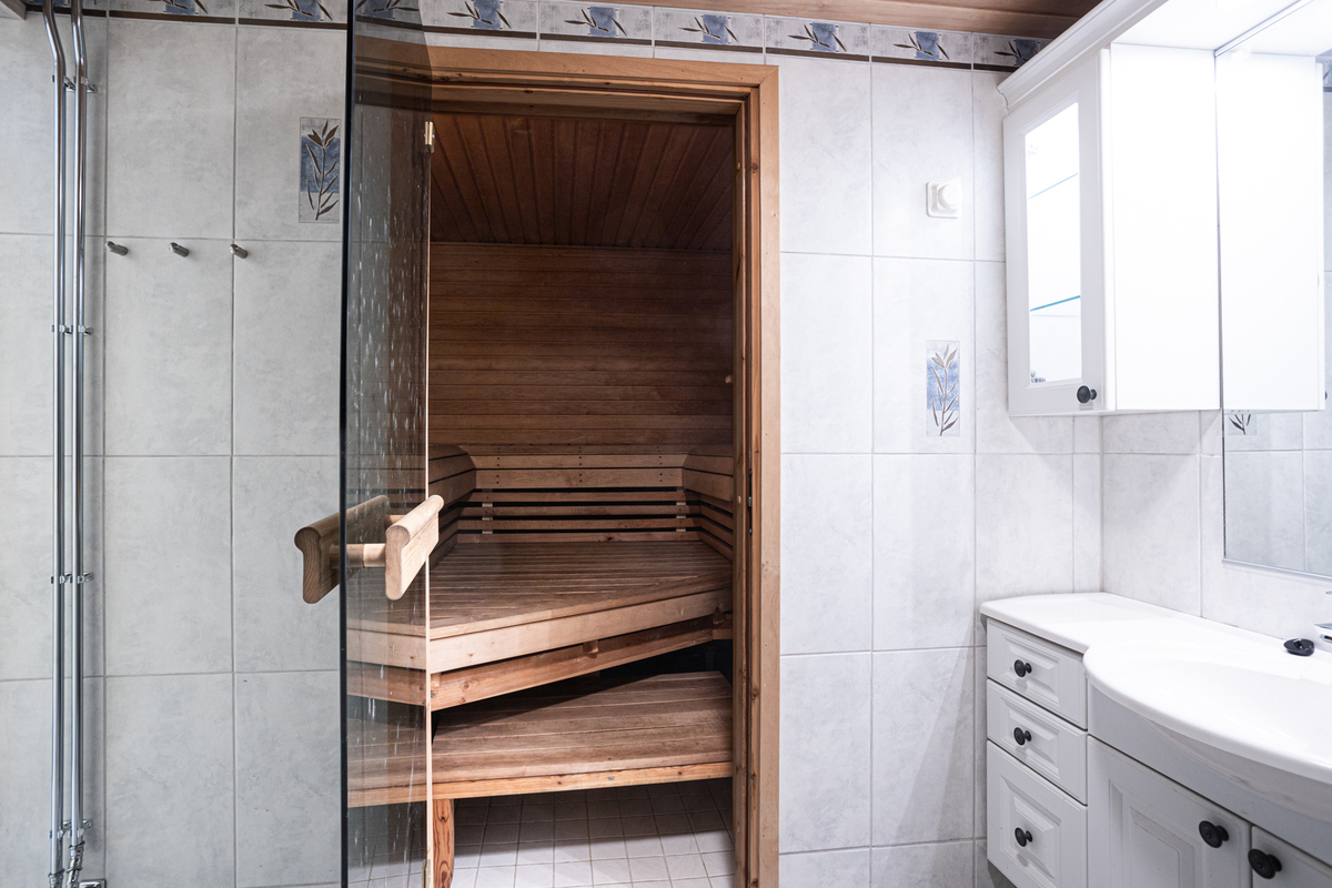 Alakerran kph + sauna