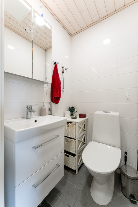 Erillinen wc