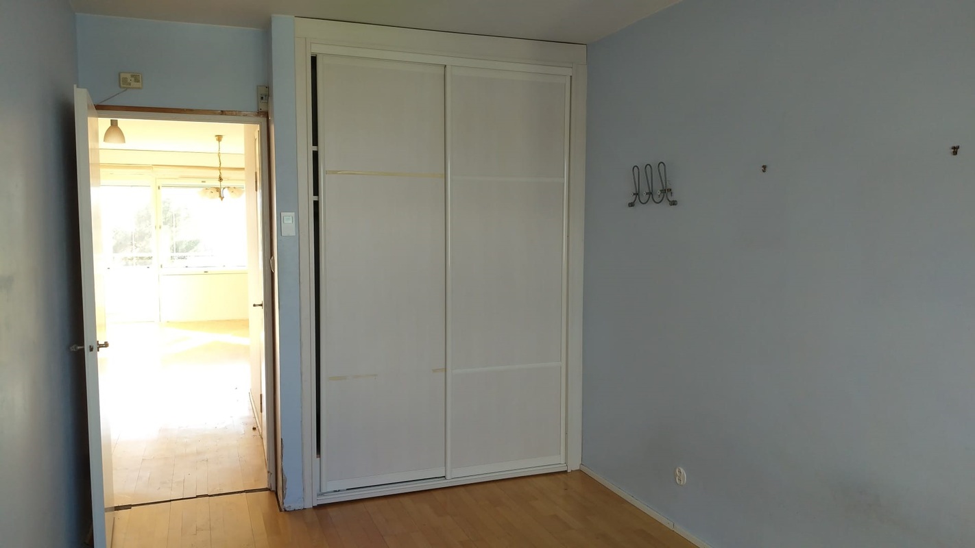 Päämakuuhuoneen kaapisto