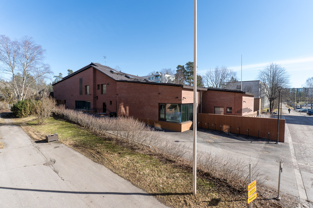 Parvekenäkymä koilliseen